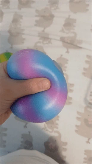 כדור סגול כחול נעים